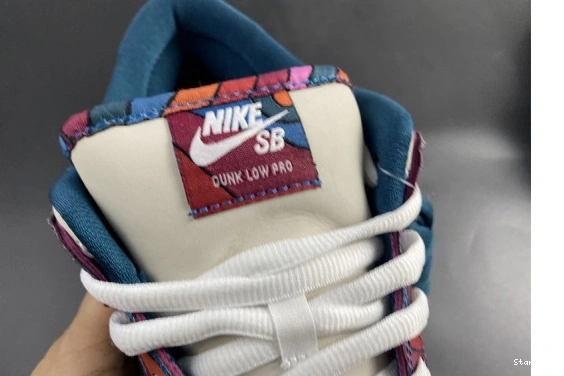 Dunk (2021) Low Nike SB Pro DH7695-600 Parra Art Abstract 0225